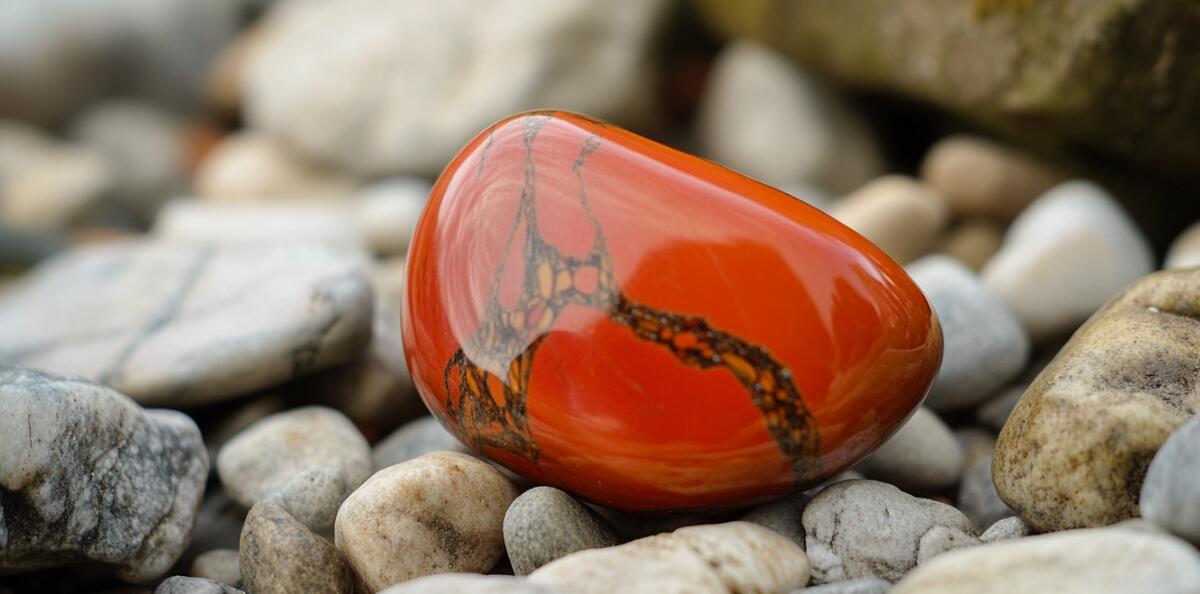 Red Jasper Crystal Identification, Benefits and Uses