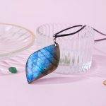 labradorite-leaf-necklace-5