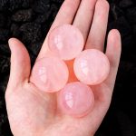 rose-quartz-ball-3