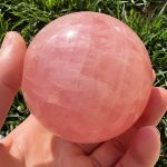 rose-quartz-ball-4